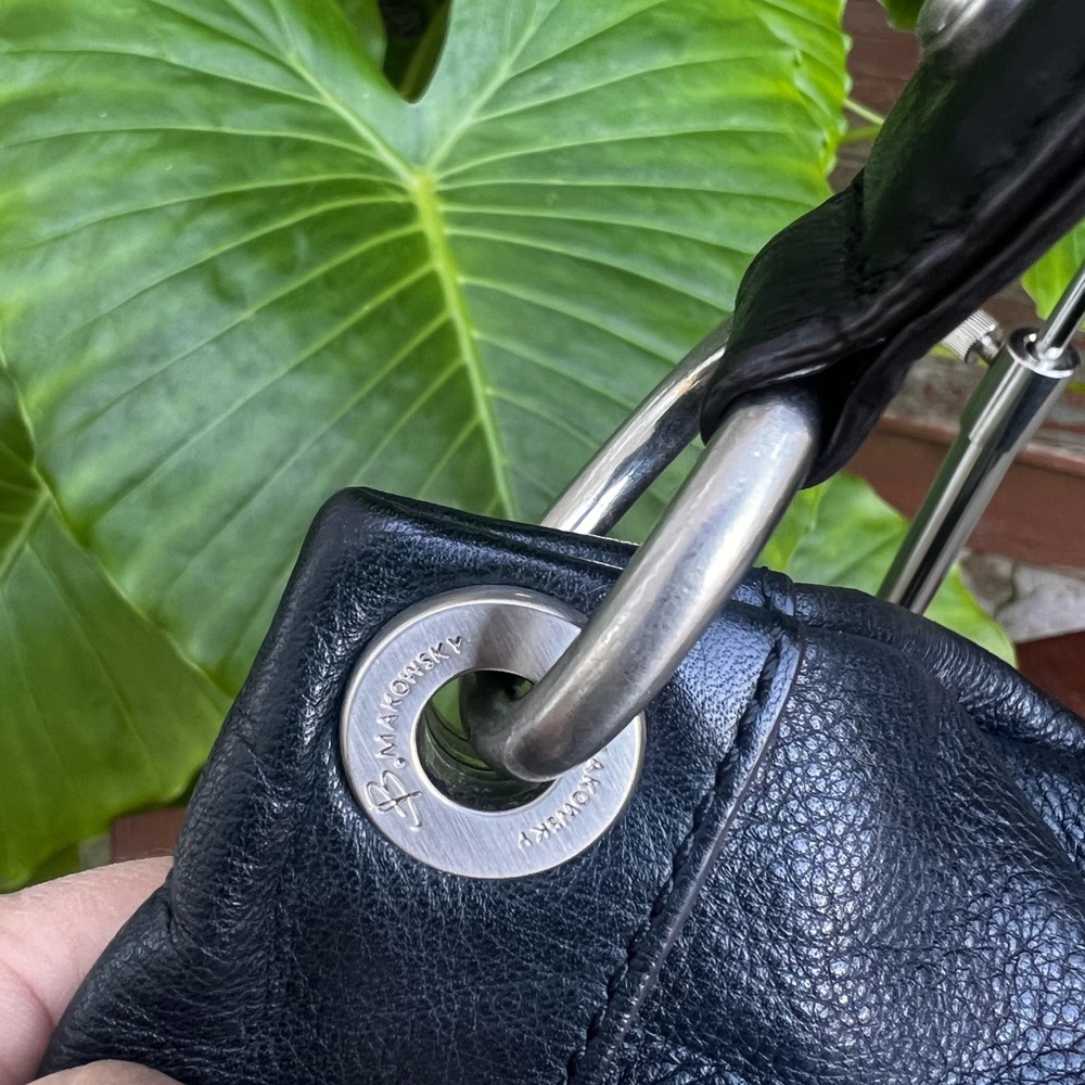 EUC—B Makowsky Black Leather Shoulder hobo Bag. - Picture 5 of 11
